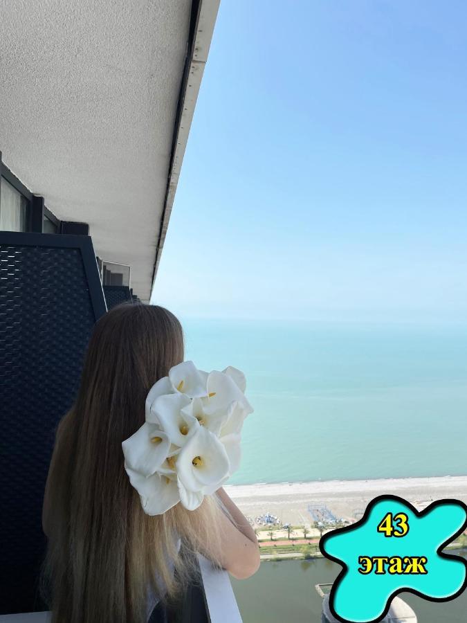 Sea ​​View In Orbi City บาทูมิ ภายนอก รูปภาพ