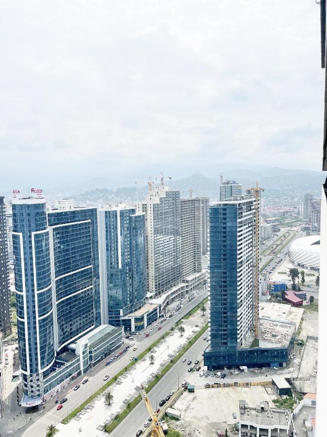 Sea ​​View In Orbi City บาทูมิ ภายนอก รูปภาพ
