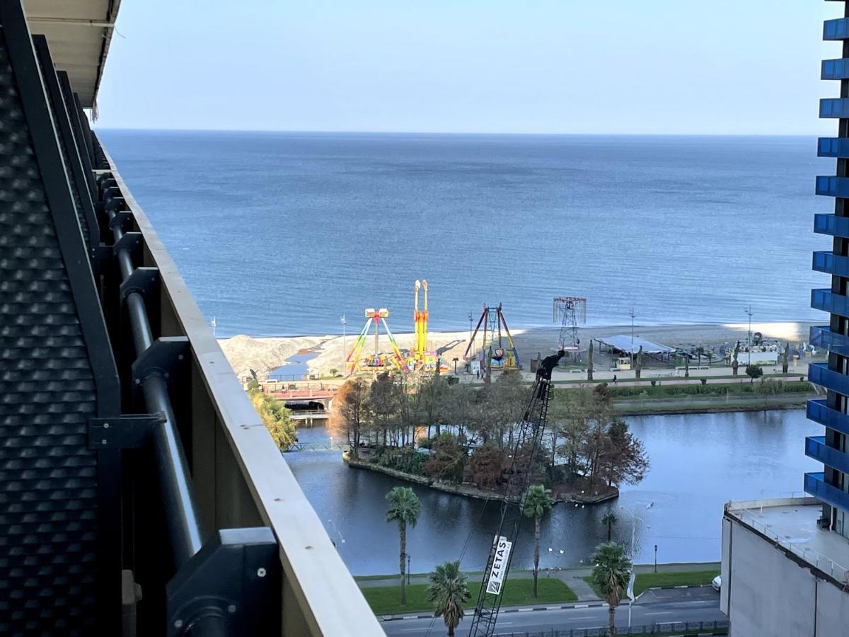 Sea ​​View In Orbi City บาทูมิ ภายนอก รูปภาพ